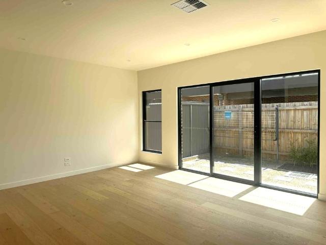 Townhouse for rent in Camerons Creek, Victoria