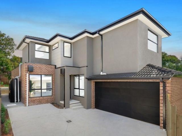 Townhouse for sale in Camerons Creek, Victoria