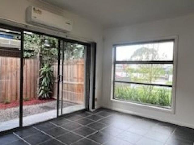 Townhouse for rent in Camerons Creek, Victoria