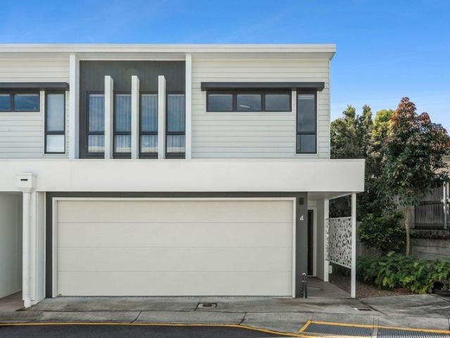 Townhouse for sale in Fernbrook, Queensland