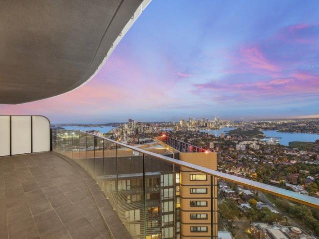 Apartment for rent in Lower North Shore, Sydney