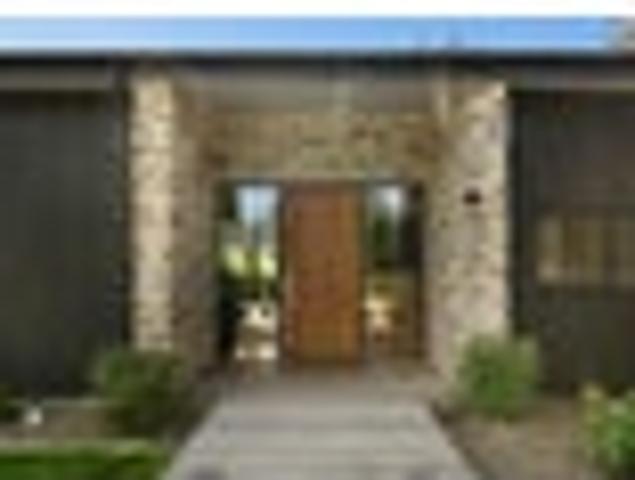 House for sale in Otakou