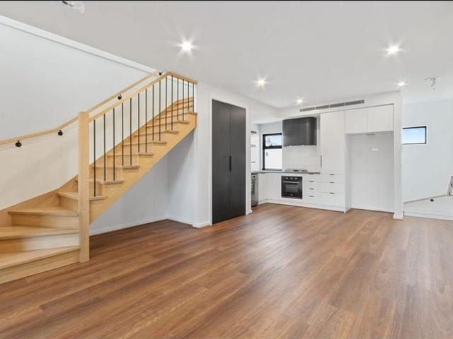 Townhouse for rent in Camerons Creek, Victoria