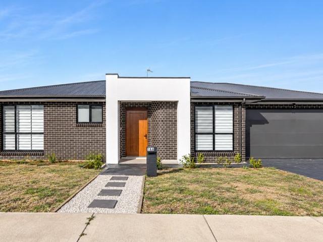 House for sale in Brisbane Grove, New South Wales