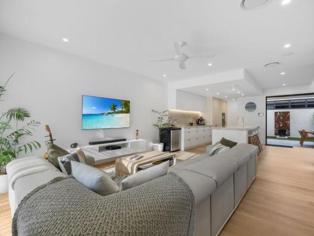 Townhouse for rent in Pelican Waters, Sunshine Coast Regional
