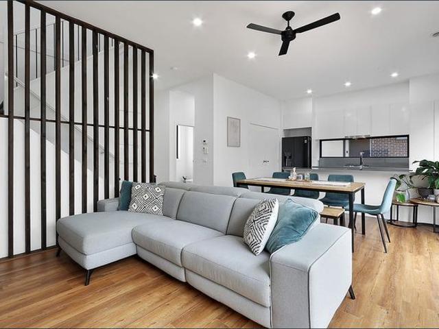 Townhouse for rent in Mooroolbark, Melbourne