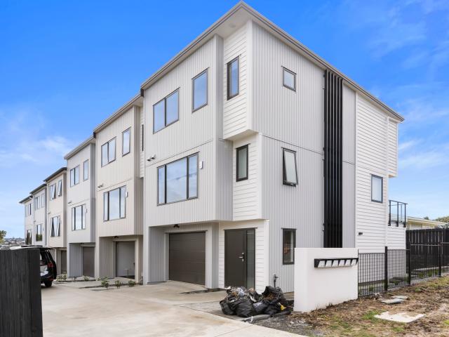 Apartment for rent in Wairau Valley