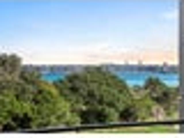 Apartment for sale in Takapuna