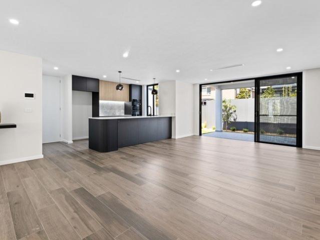 Townhouse for sale in Sutherland, New South Wales