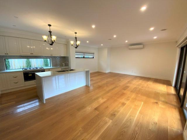 Townhouse for rent in Doncaster, Melbourne