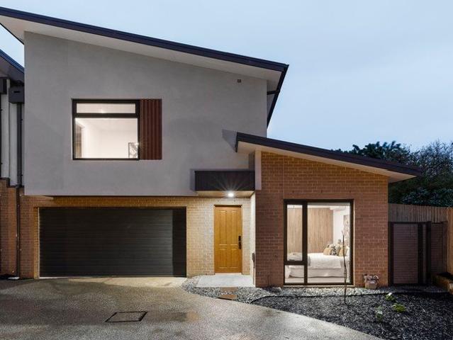 Townhouse for sale in Camerons Creek, Victoria