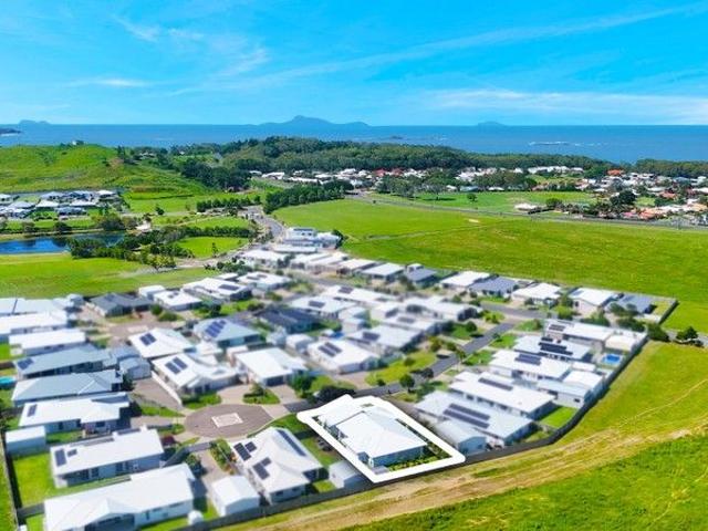 House for sale in Shoal Point