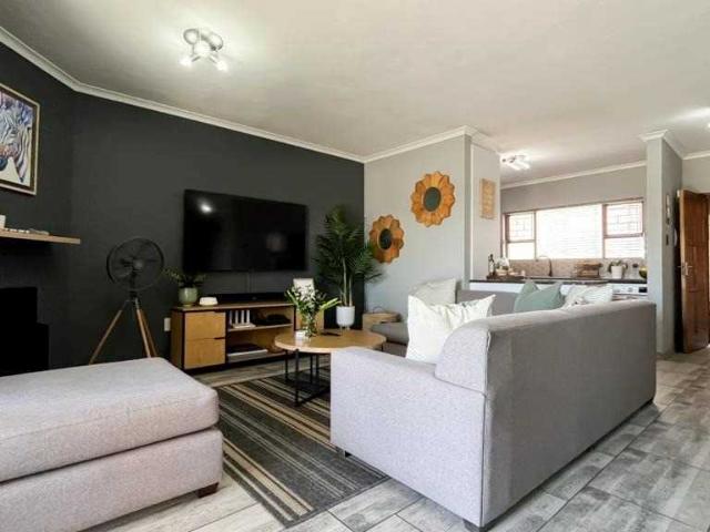 Townhouse for sale in Ekurhuleni, Gauteng