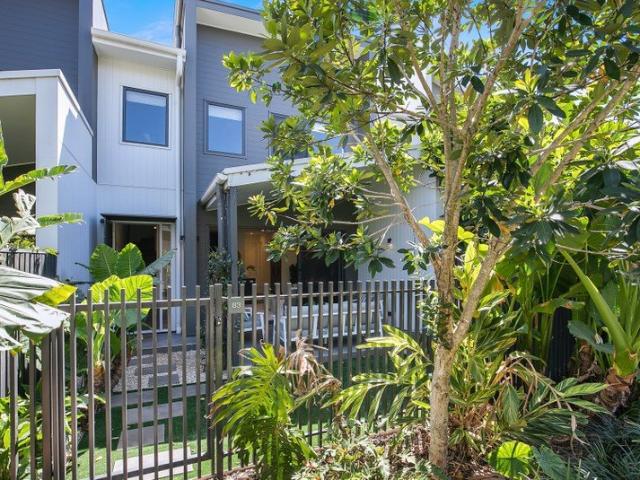 Townhouse for sale in Minnippi Quarter, Greater Brisbane