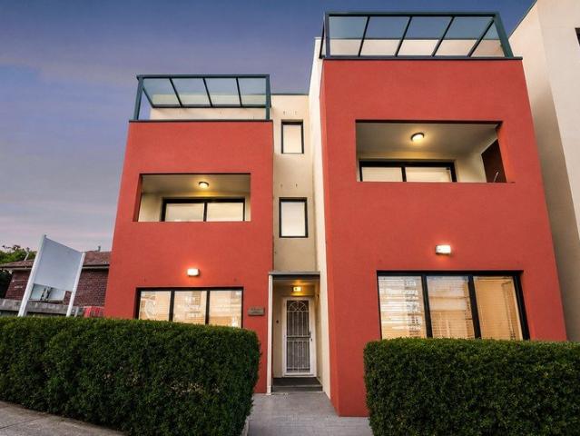 Townhouse for sale in Sydney, New South Wales