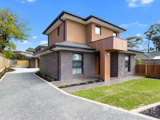 Townhouse for sale in Croydon, Melbourne