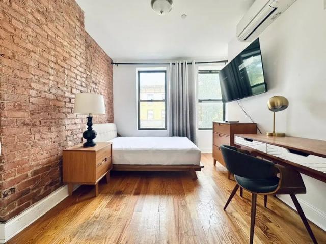 Room for rent in Queens, Arverne