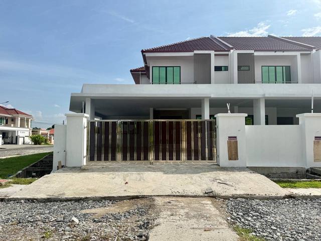 Residential House for sale in Long Miri, Sarawak