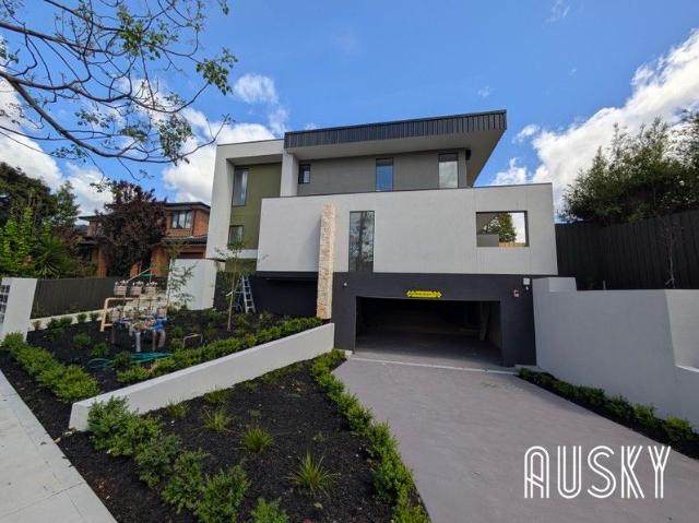 Townhouse for sale in Camerons Creek, Victoria