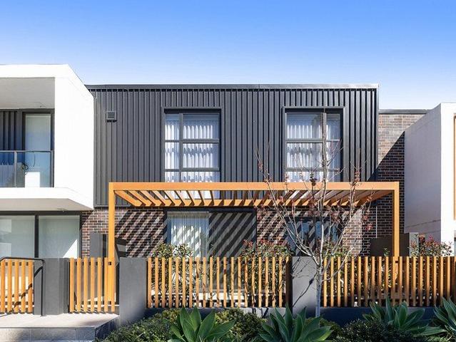 Townhouse for sale in Sydney, New South Wales