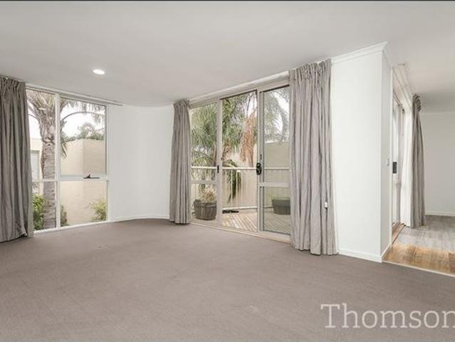 Townhouse for rent in Camerons Creek, Victoria