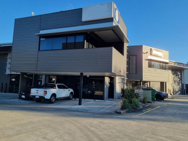 Office for rent in Toombul, Queensland
