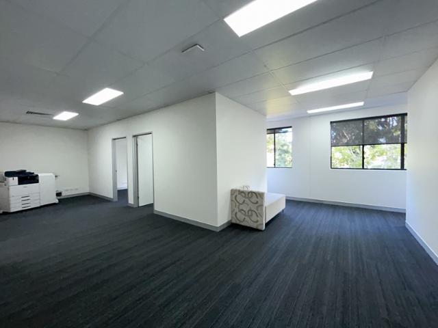 Office for rent in Kings Creek, Queensland