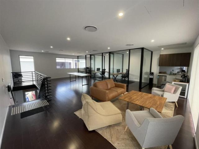 Warehouse for rent in Toombul, Queensland