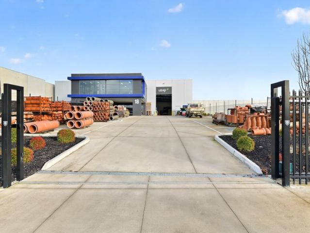Warehouse for rent in Camerons Creek, Victoria