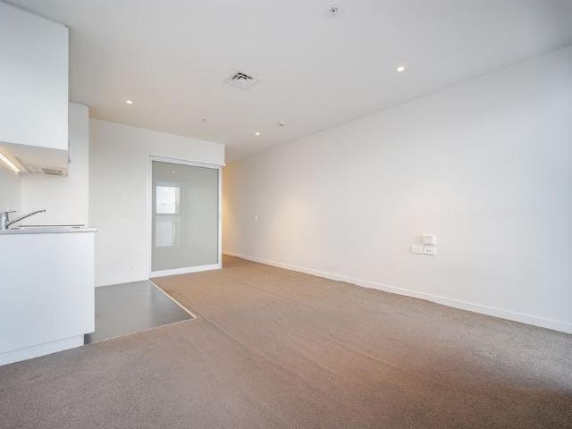 Apartment for rent in Newton, Auckland