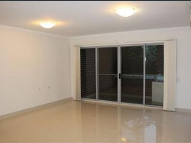 Apartment for rent in Lower North Shore, Sydney