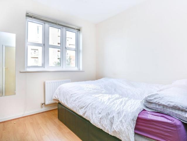 Apartment for rent in Lane, Greater London