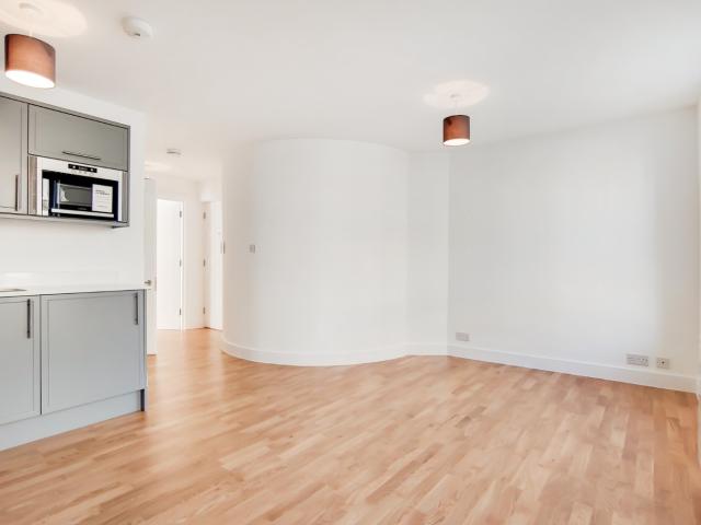 Apartment for rent in London Borough of Lewisham, Deptford