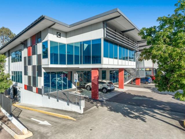 Office for rent in Toombul, Queensland