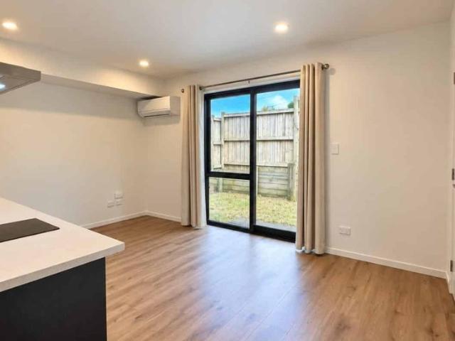Property for rent in Manurewa, Oroua County