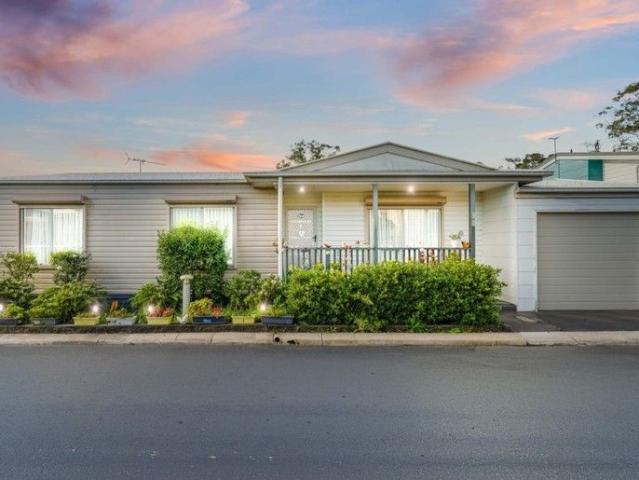 Villa for sale in Sydney, New South Wales