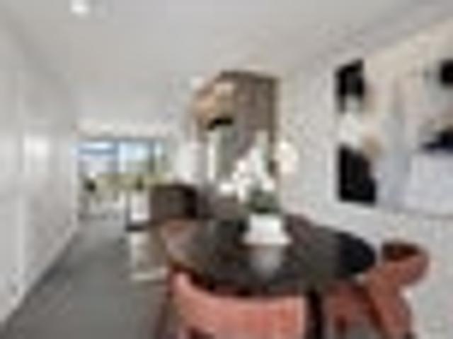 Townhouse for sale in Raroa, Wellington