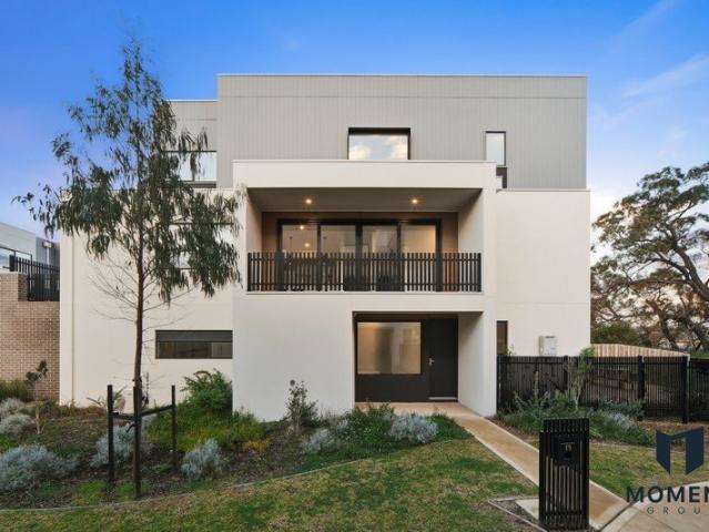 Townhouse for sale in Camerons Creek, Victoria