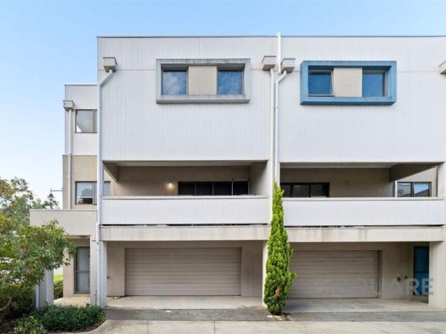 Townhouse for rent in Camerons Creek, Victoria