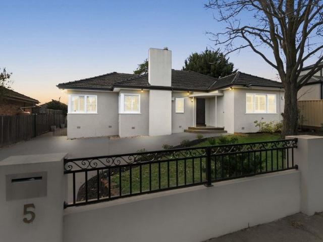 House for sale in Malvern East