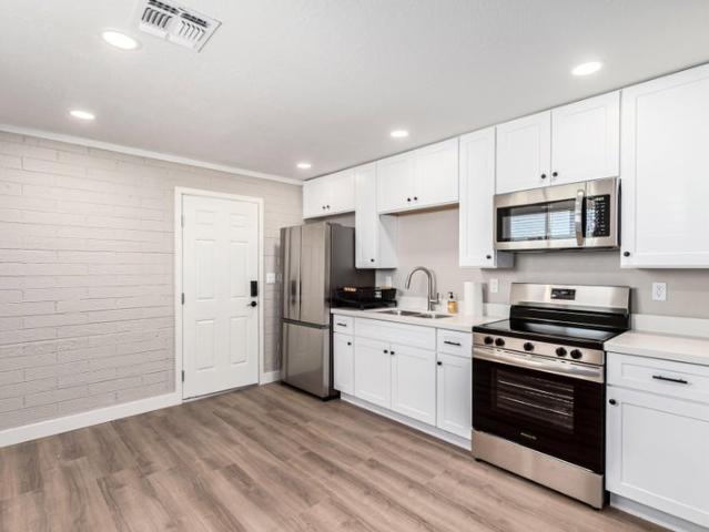 Room for rent in South Mountain, Phoenix