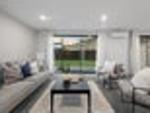 House for sale in Chaslands, Canterbury