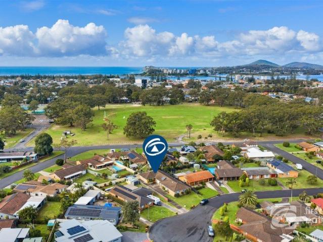 Villa for sale in Tuncurry, New South Wales