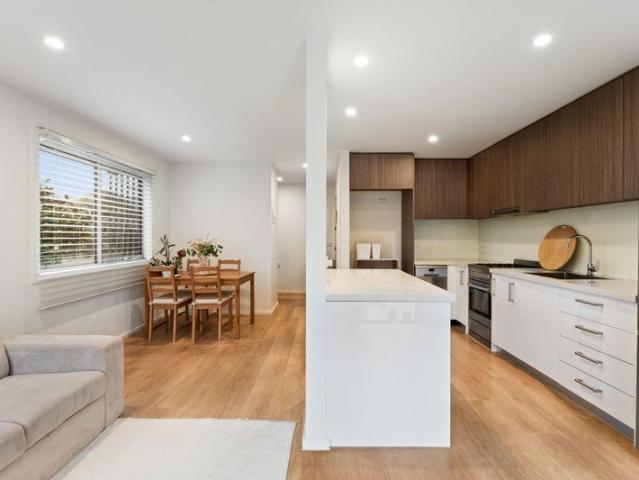 Townhouse for rent in Noble Park, Melbourne