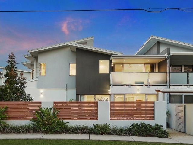 Townhouse for rent in Toowong, Greater Brisbane