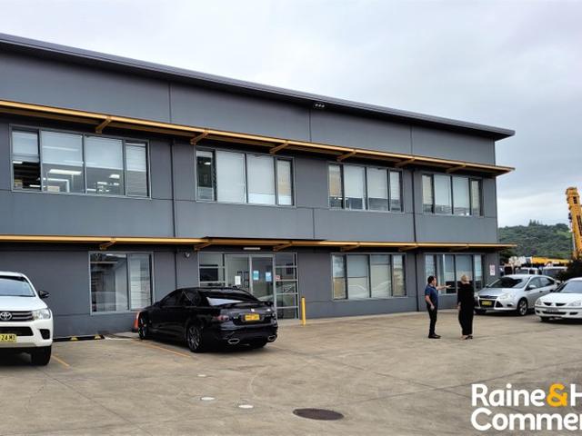 Office for rent in Unanderra, Wollongong City Council
