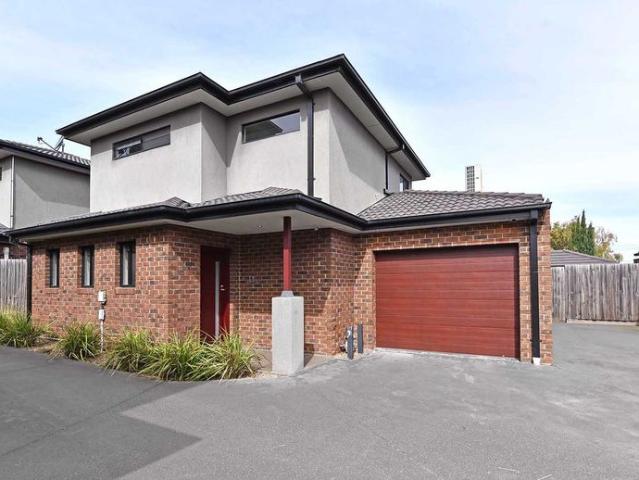 Townhouse for rent in Camerons Creek, Victoria