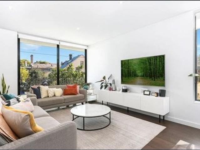 Townhouse for rent in Sydney, New South Wales