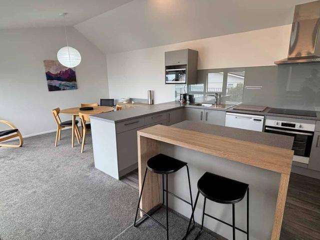 Apartment for rent in Chaslands, Canterbury
