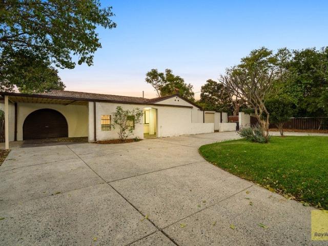 House for rent in Seville Grove, Armadale